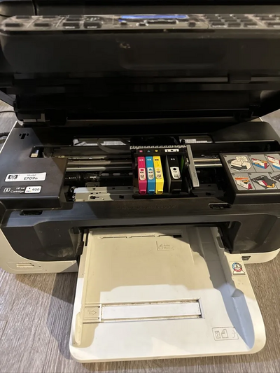 HP Officejet 6500 Wireless E709n Image