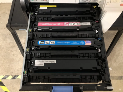 HP LaserJet Pro 400 M451dn Image