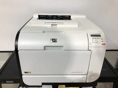 HP LaserJet Pro 400 M451dn Image