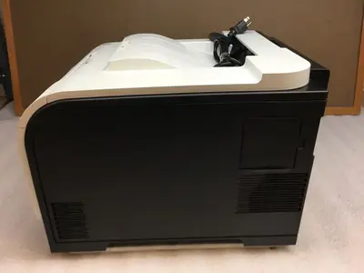 HP LaserJet Pro 400 M451dn Image