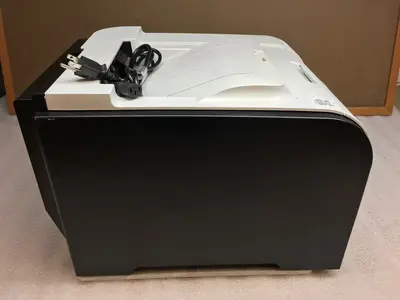 HP LaserJet Pro 400 M451dn Image