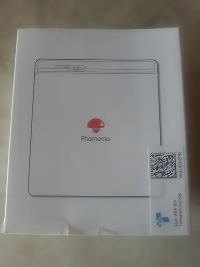 Phomemo M02 white photo printer Image