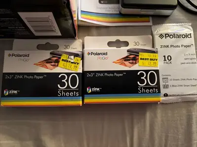 Polaroid CZA-10011B PoGo Instant Image