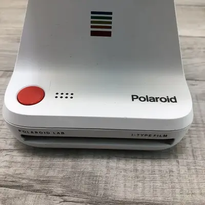 Polaroid Lab Image