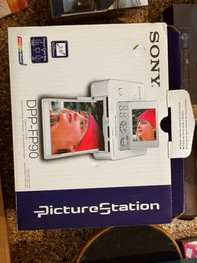 Sony DPP-FP90 Image