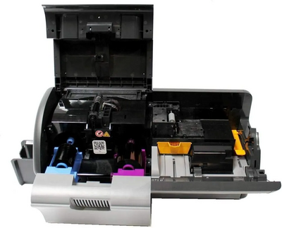 Zebra card ZXP Series 7-Z72-000C0000US00 Image