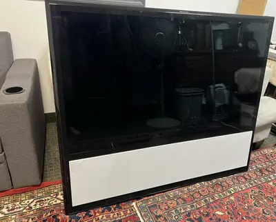 Bang & Olufsen BeoVision 11 – 55″ Image