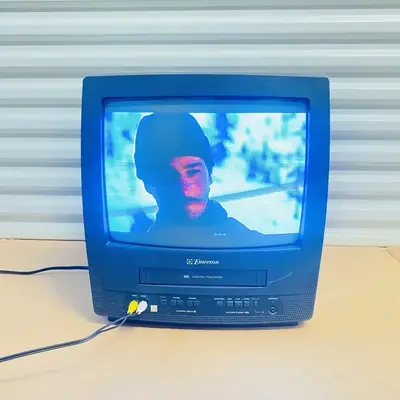 Emerson EWC1304 Image