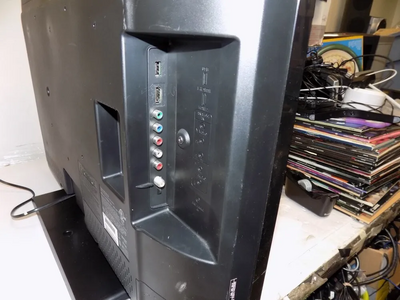 Emerson Lc320em2 Image