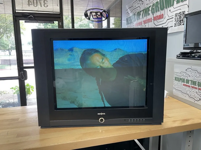 Insignia NS-F27TV Image