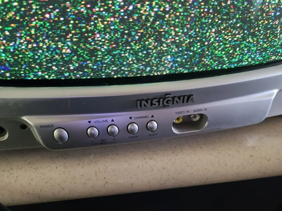 Insignia Is-tv040917 Image