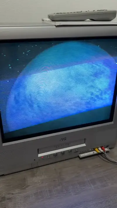 JVC Tv-20f242 Image