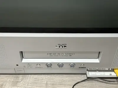 JVC Tv-20f242 Image