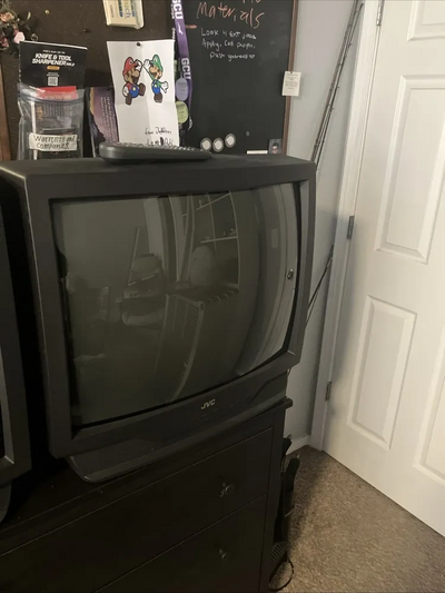 JVC Crt 27 inch Image