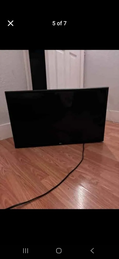 LG Electronics 32LR65 Image