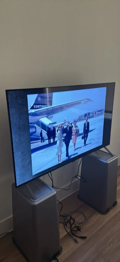 LG B4 Image