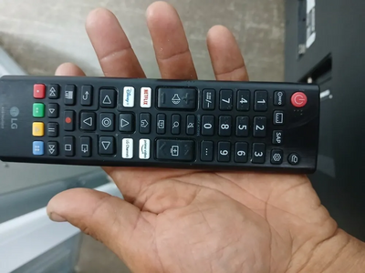 LG 50UQ7070ZUE Image