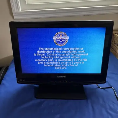 Magnavox 19MD350B/F7 Image