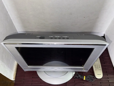 Panasonic TC-14LA1 Image