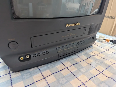 Panasonic PV-M1367AD Image
