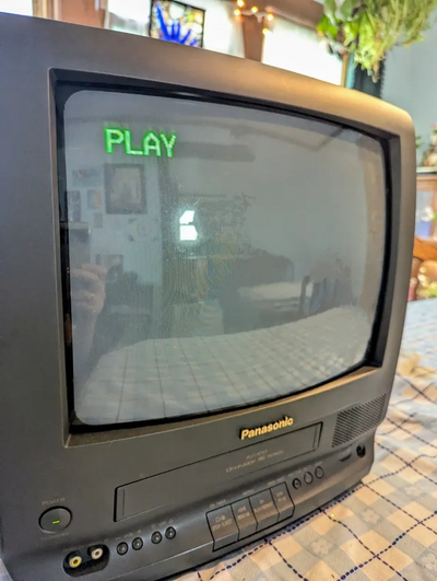 Panasonic PV-M1367AD Image