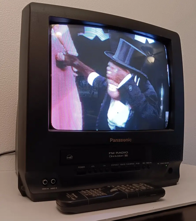 Panasonic PV-C1322 Image