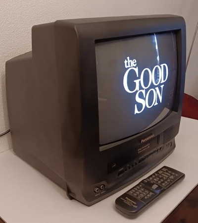 Panasonic PV-C1322 Image