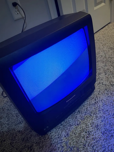 Panasonic PV-C1322 Image