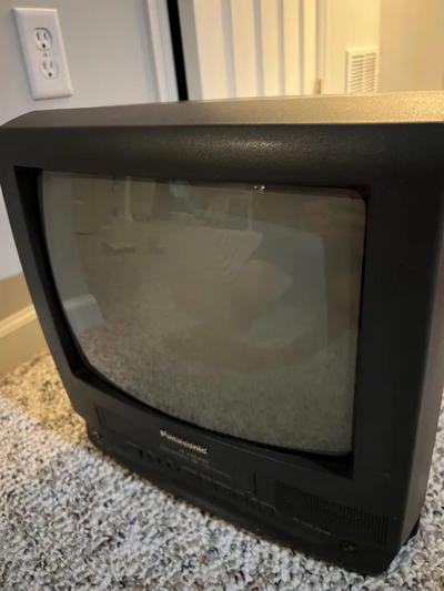 Panasonic PV-C1322 Image