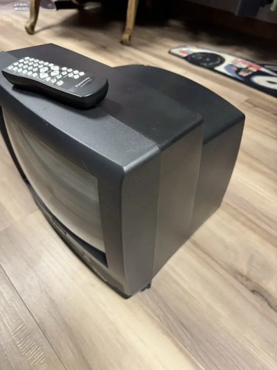 Panasonic PV-C1322 Image