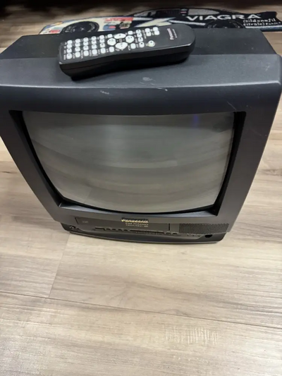 Panasonic PV-C1322 Image