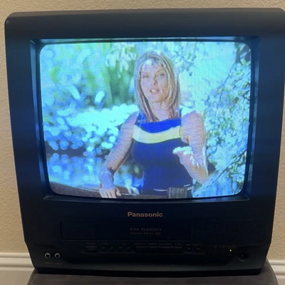 Panasonic PV-M1347 Image