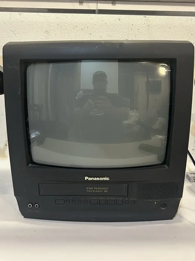Panasonic PV-M1347 Image