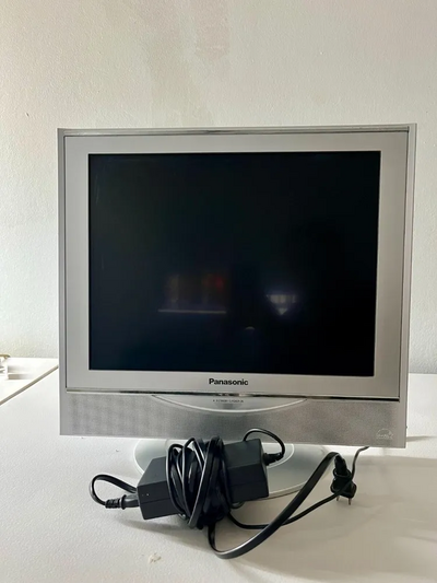 Panasonic TC-LA1 Image