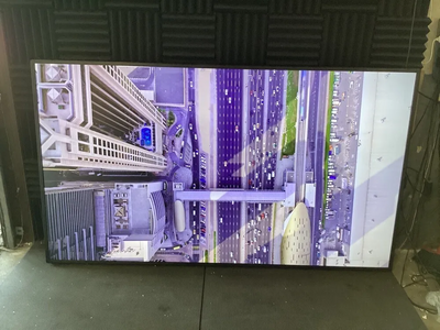 Panasonic TH-98CQE1W Image
