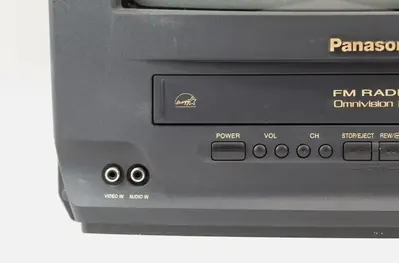 Panasonic Pv-c1323 Image