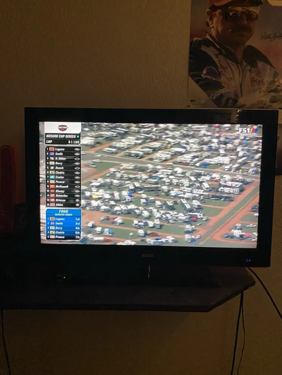 RCA Hisense 32H4F5 Image