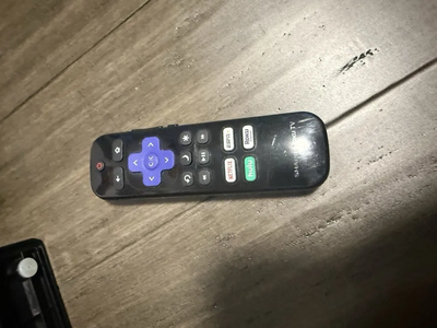 ROKU LG 24LB601U Image