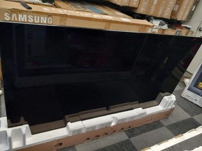 Samsung QN85QN800DFXZA Image