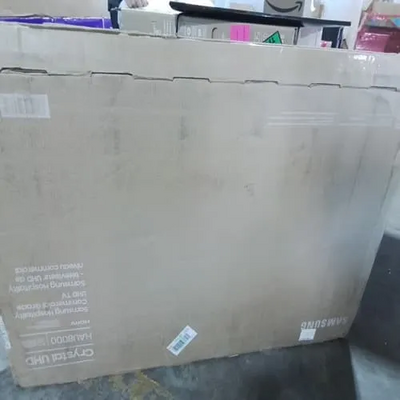 Samsung AU8000 Image