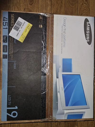 Samsung Series 451 Image