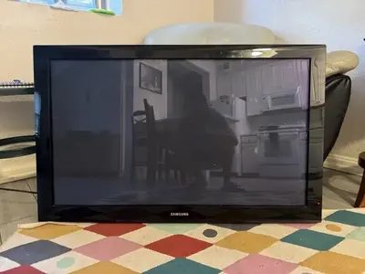Samsung PN42C450B1D Image