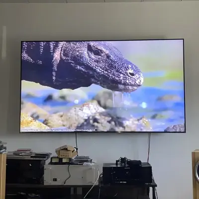 Samsung Crystal uhd cu7000b Image