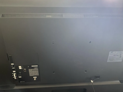 Samsung TU7000 Image