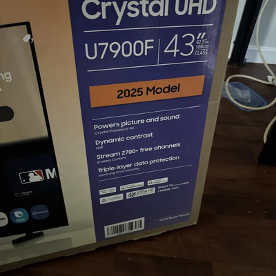 Samsung Crystal UHD U7900F 4K Smart TV Image