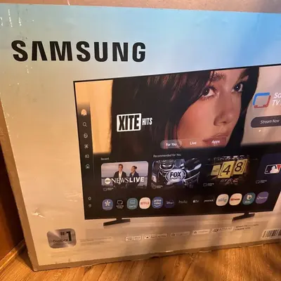 Samsung Crystal UHD U7900F 4K Smart TV Image