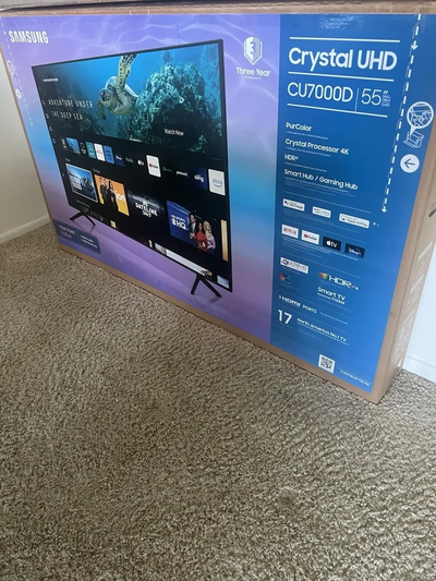 Samsung Cu8000 Image