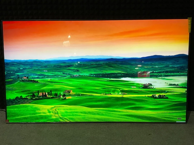 Samsung QN85Q60CAFXZA Image