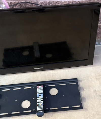 Samsung LN32D403 Image