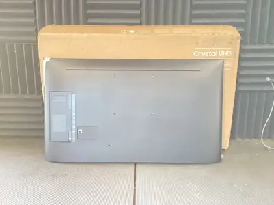 Samsung Cu7000 Image